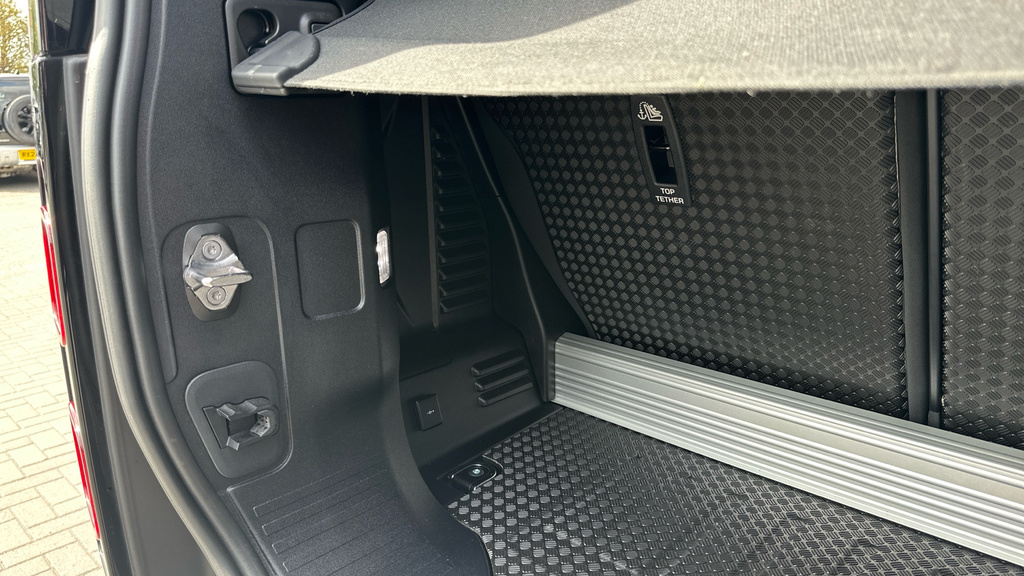 Land Rover Defender 90 D250 Mhev X-dynamic Hse Black #39