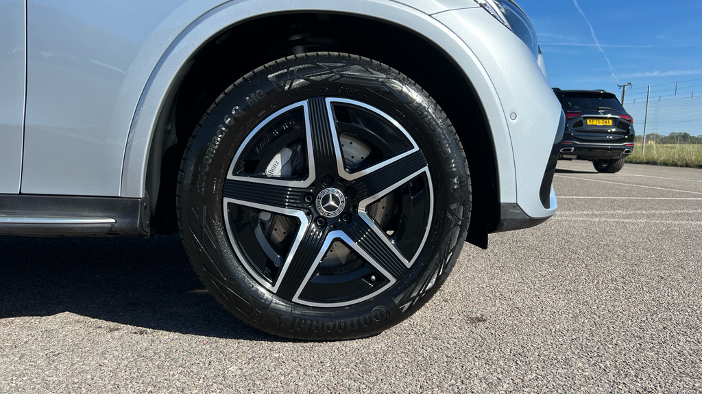 Mercedes-Benz GLC Class Glc 300De 4Matic Amg Line 9G-tronic Silver #5