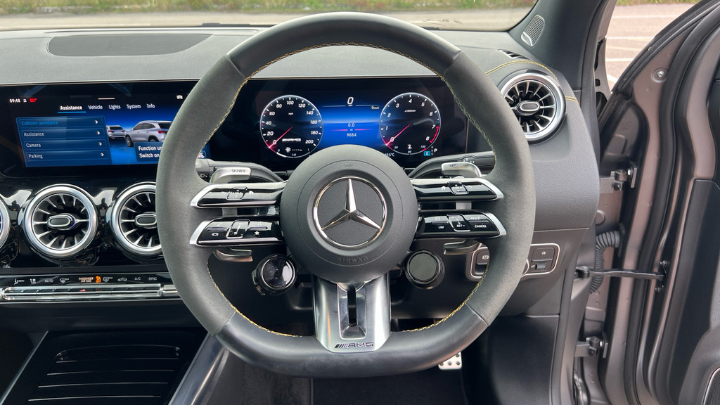 Mercedes-Benz GLA Class Gla 200 Amg Line Premium Black #11