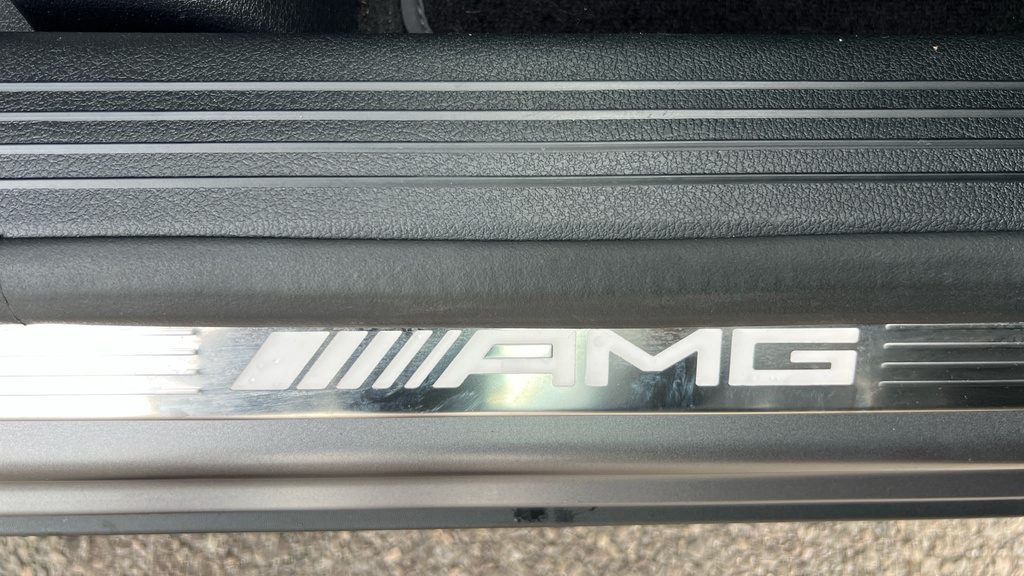 Mercedes-Benz GLA Class Gla 200 Amg Line Premium Black #43