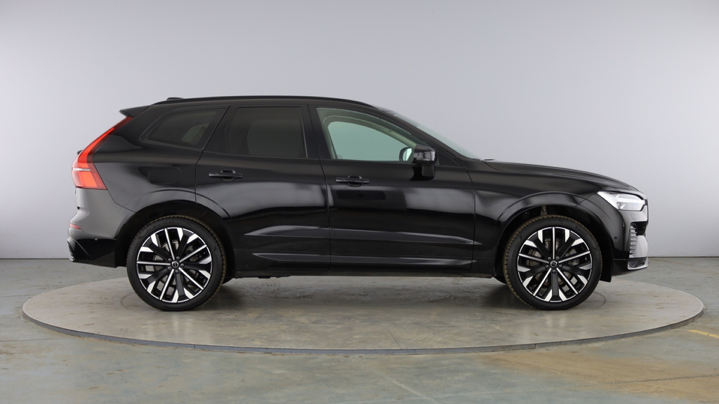 Volvo XC60 Xc60 2.0 B5p Ultra Dark Awd Geartronic Black #2