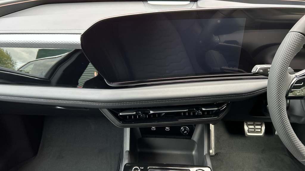 Audi A6 Avant Avant Edition 1 E-tron Performance 270,00 Kw Grey #13