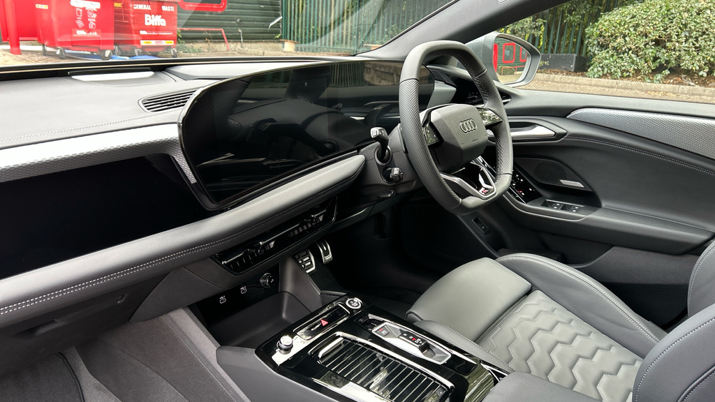 Audi A6 Avant A6 210Kw 83Kwh S Line Grey #2