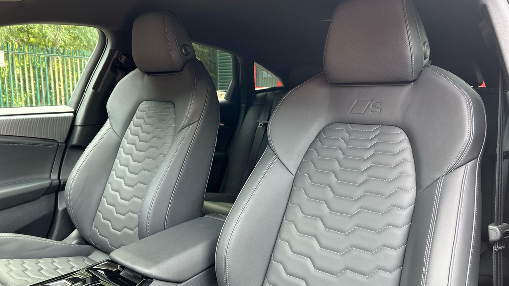 Audi A6 Avant Avant Edition 1 E-tron Performance 270,00 Kw Grey #17