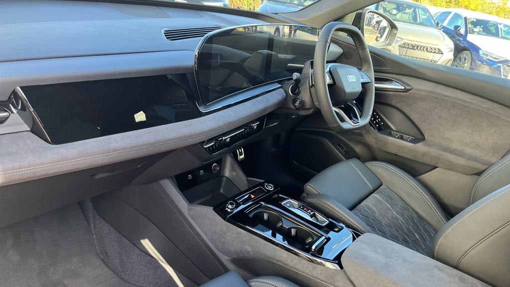 Audi Q6 E-Tron Q6 185Kw 83Kwh Black Edition Grey #2