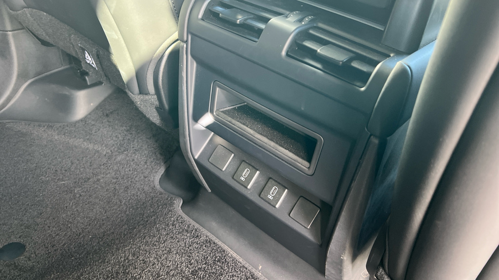 Land Rover Defender 110 X-dynamic Hse 110 Green #18