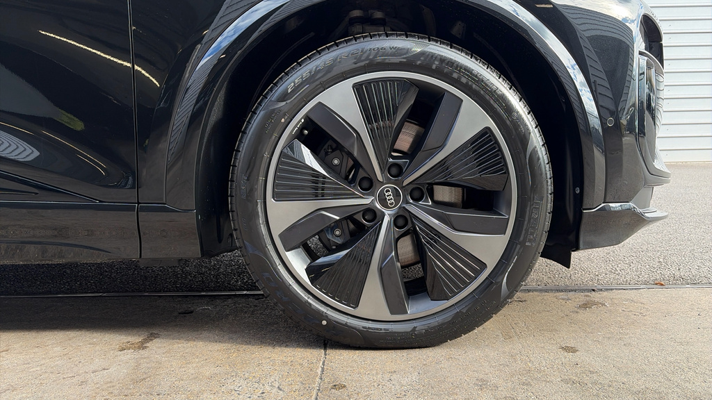 Audi SQ6 E-Tron Q6 360Kw Sq6 Quattro 100Kwh Black Edition Black #5
