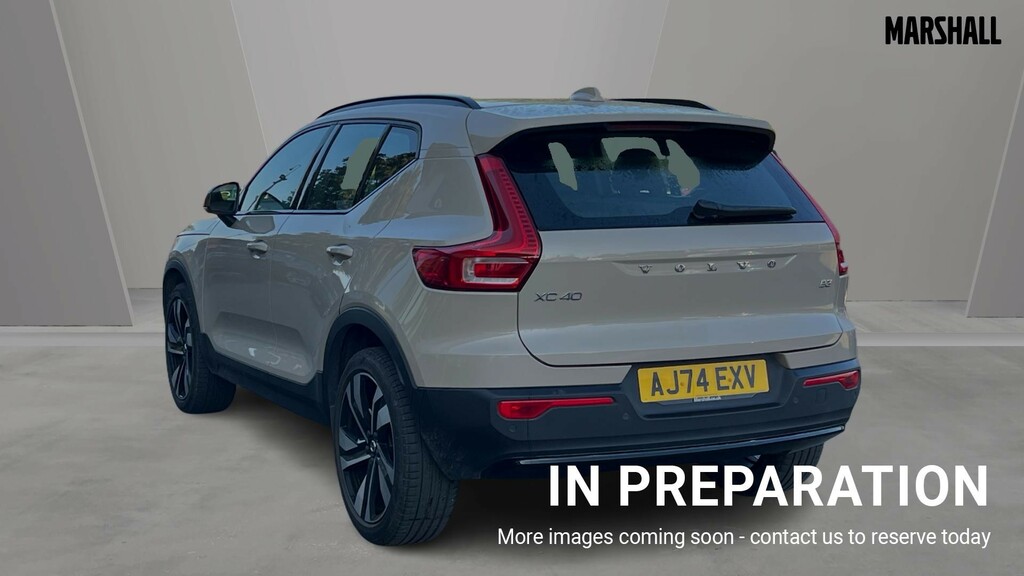 Volvo XC40 Xc40 2.0 B3p Plus Dark Gold #2