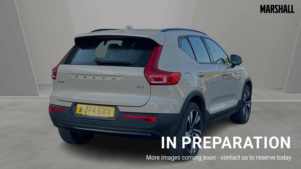 Volvo XC40 Xc40 2.0 B3p Plus Dark Gold #4