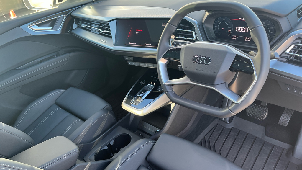 Audi Q4 E Tron Q4 150Kw 40 63Kwh Sport Leather White #6