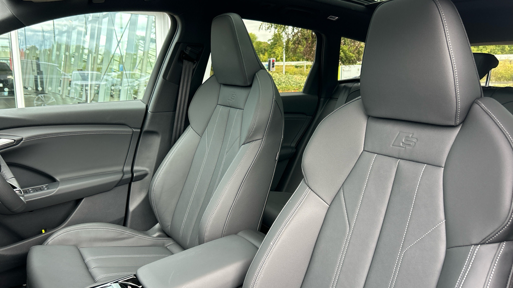 Audi Q6 E-Tron Suv Edition 1 Performance 225,00 Kw Black #17