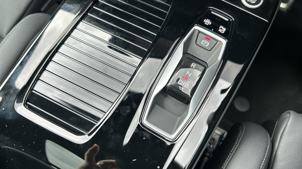 Audi Q6 E-Tron Suv Edition 1 Performance 225,00 Kw Black #26