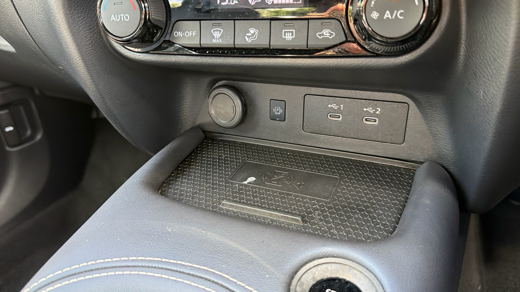 Nissan Juke Tekna Grey #48