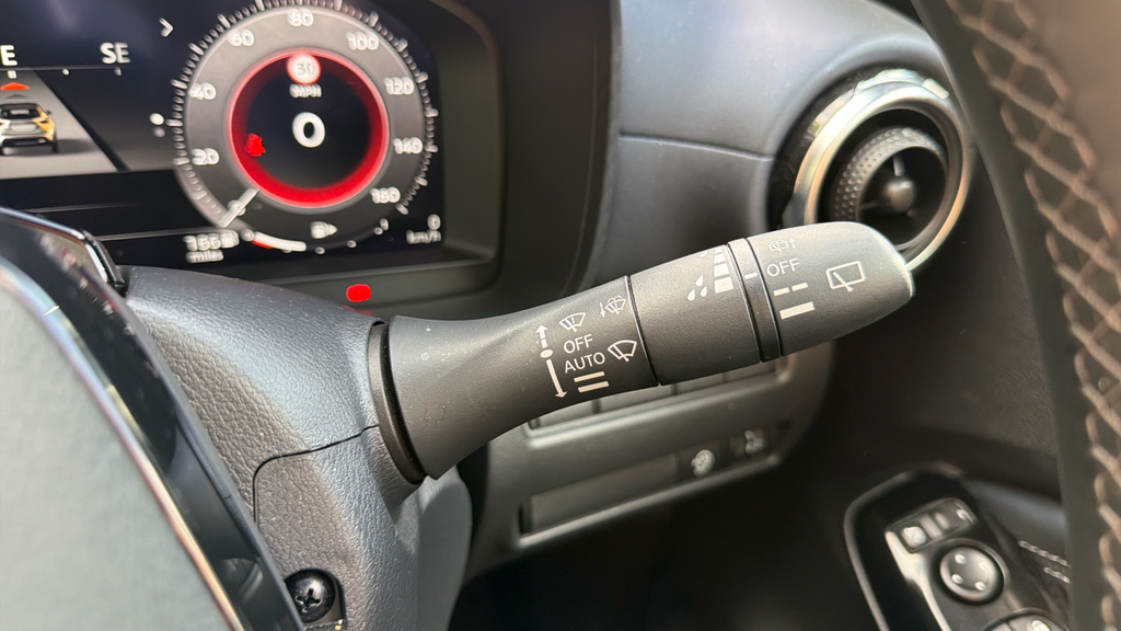 Nissan Juke Tekna Grey #28