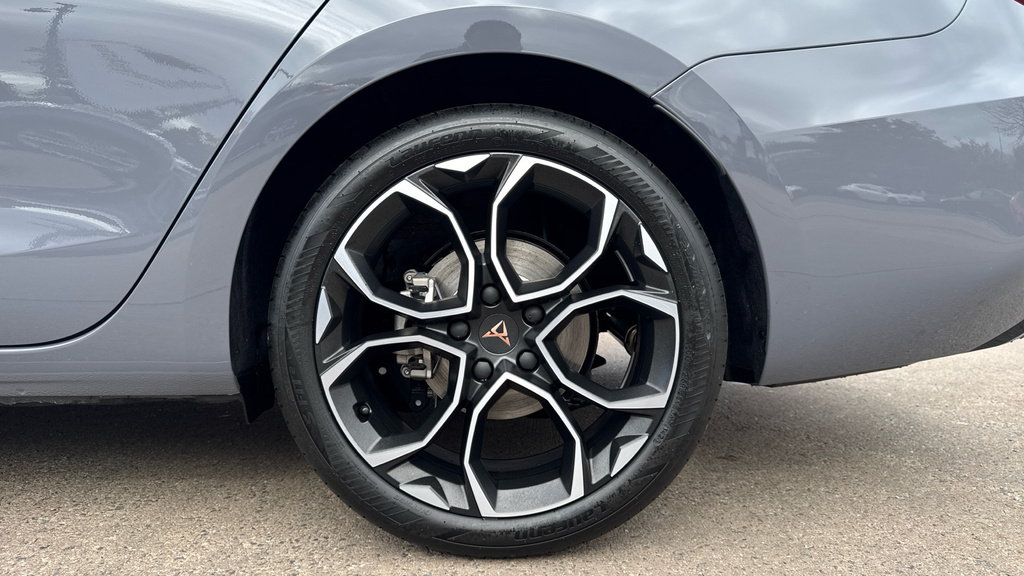Cupra Leon Leon 1.5 Etsi 150 V2 Dsg Grey #18