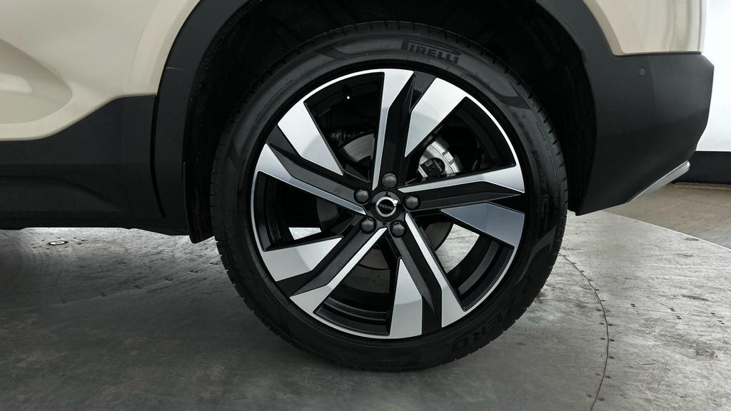 Volvo XC40 Xc40 2.0 B3p Plus Dark Grey #16