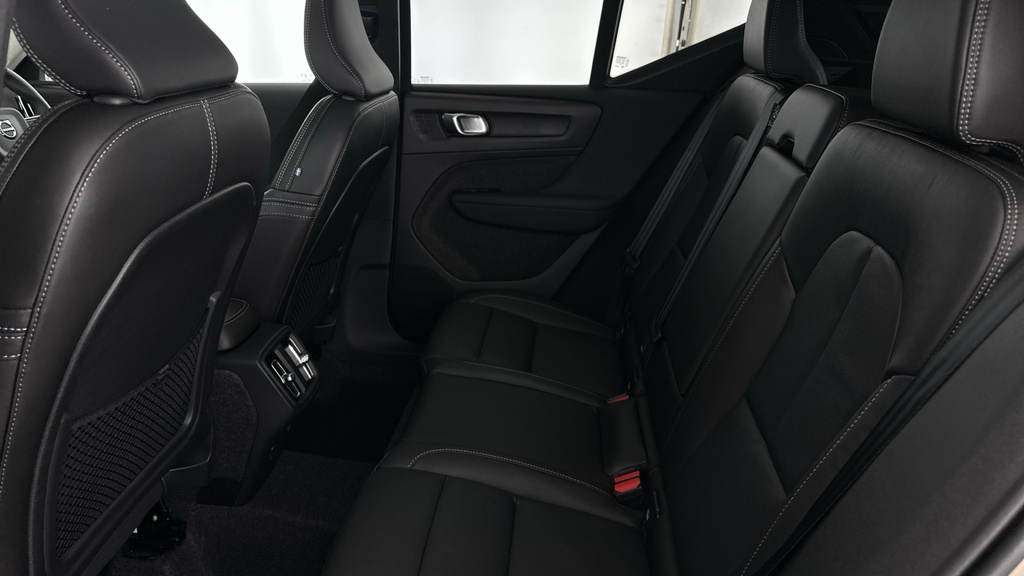 Volvo XC40 Xc40 2.0 B3p Plus Dark Grey #13