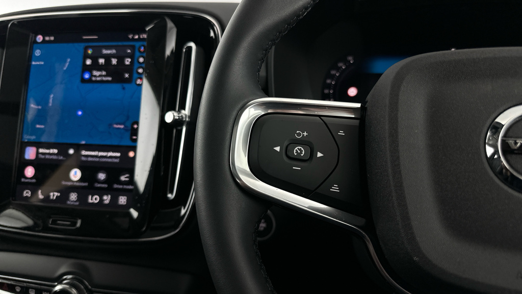 Volvo XC40 Xc40 2.0 B3p Plus Dark Grey #24