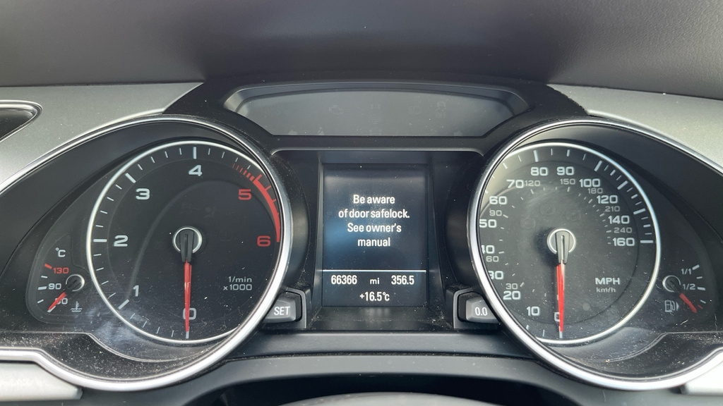 Audi A5 2.0 Tfsi Se Convertible Blue #13