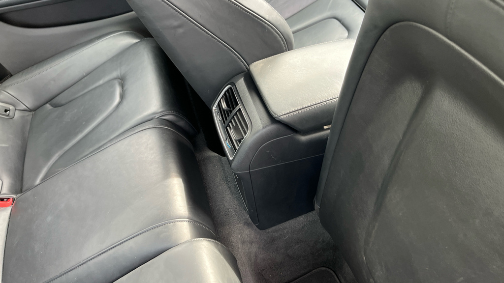 Audi A5 2.0 Tfsi Se Convertible Blue #31