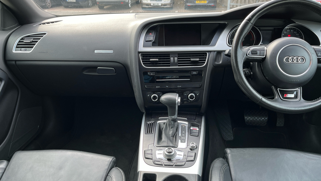Audi A5 2.0 Tfsi Se Convertible Blue #12