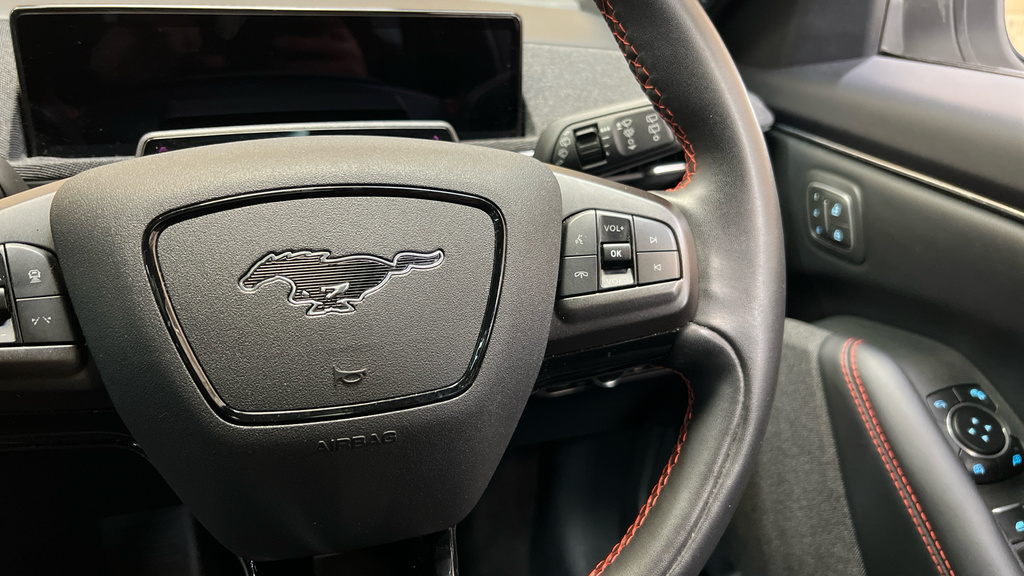 Ford Mustang Mach-E 216Kw Extended Range 91Kwh Rwd 2023 Red #32