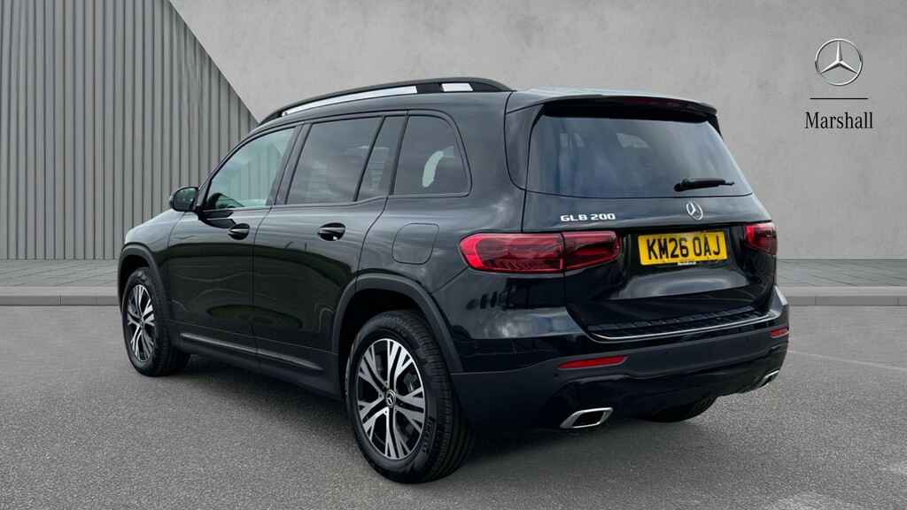 Mercedes-Benz GLB Class Glb 200 Sport Executive 7G-tronic Black #2