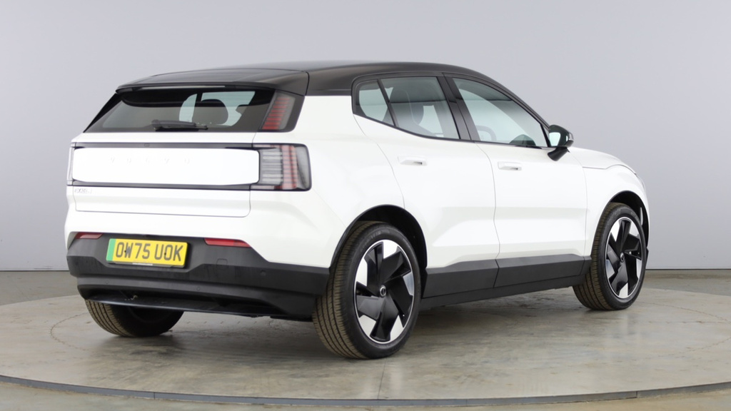 Volvo EX30 Ex30 315Kw Twin Motor Performance Plus 69Kwh A White #3