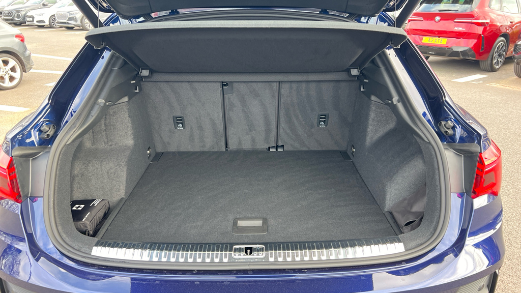 Audi Q3 S Line 35 Tfsi 150 Ps S Tronic Blue #18