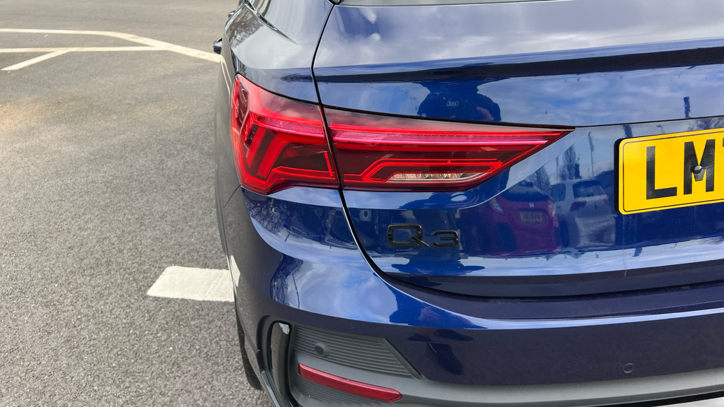 Audi Q3 S Line 35 Tfsi 150 Ps S Tronic Blue #33