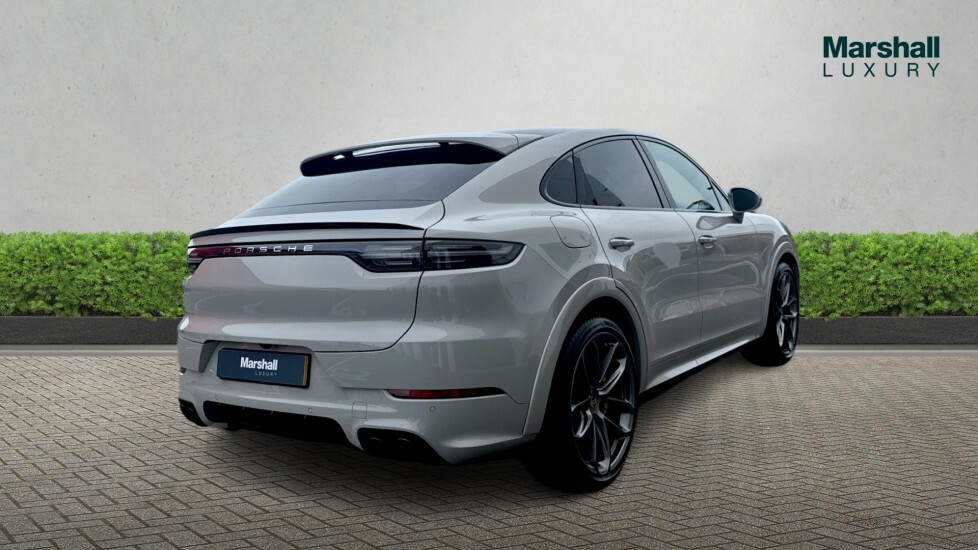 Porsche Cayenne Porsche Cayenne Turbo S E-hybrid Grey #3