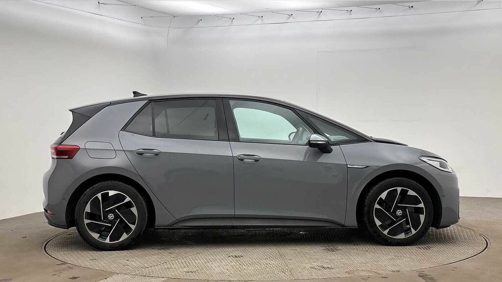 Volkswagen ID.3 150Kw Family Pro Performance 58Kwh Pano Grey #3