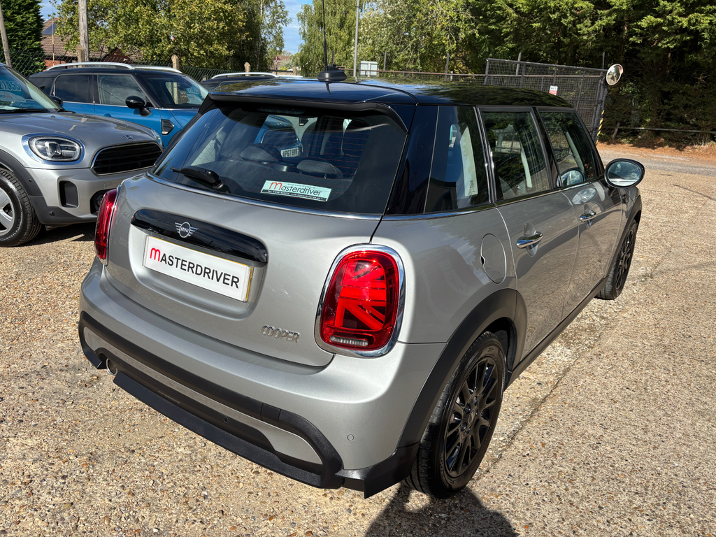 Mini Hatch 1.5 Cooper Classic Hatchback Steptronic #6