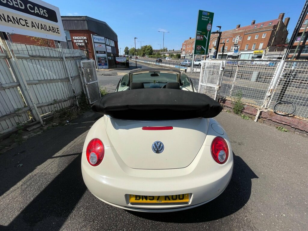 Volkswagen Beetle 2.0 S Cabriolet Euro 4 Beige #21