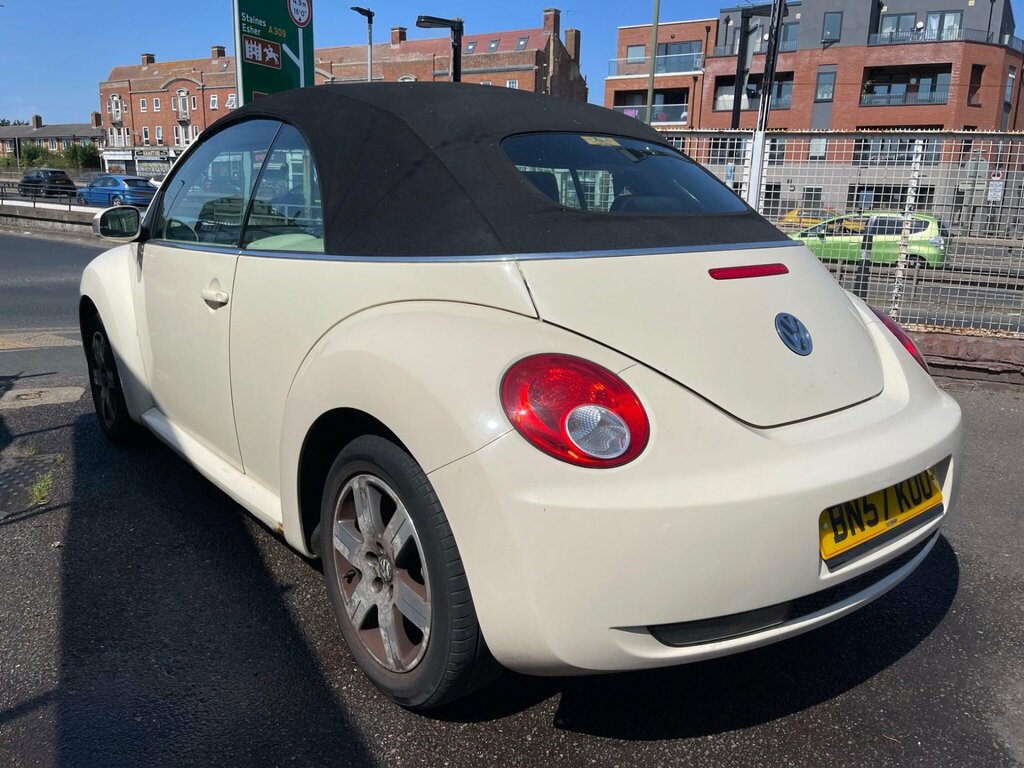 Volkswagen Beetle 2.0 S Cabriolet Euro 4 Beige #7