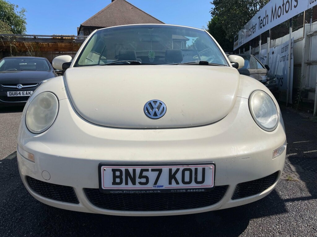 Volkswagen Beetle 2.0 S Cabriolet Euro 4 Beige #17