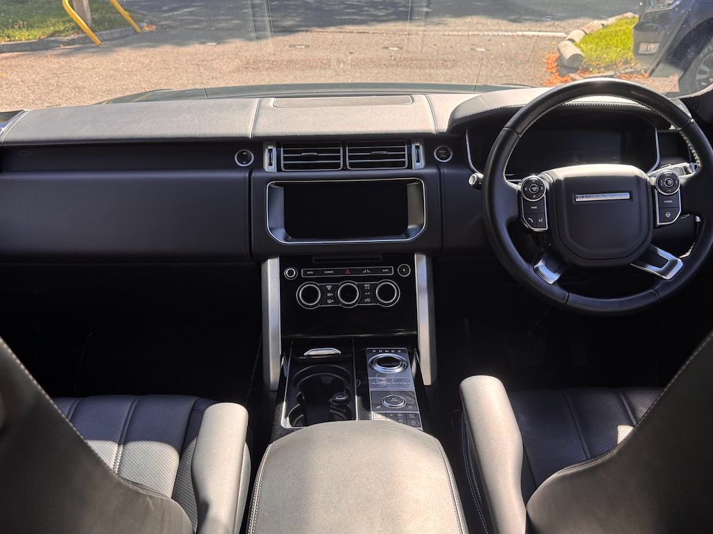 Land Rover Range Rover 4.4L Sdv8 Green #3