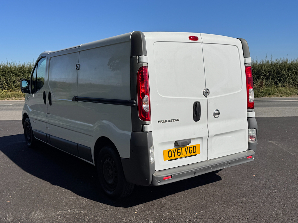 Nissan Primastar 2.0L Dci Se Plus Shr Pv White #5