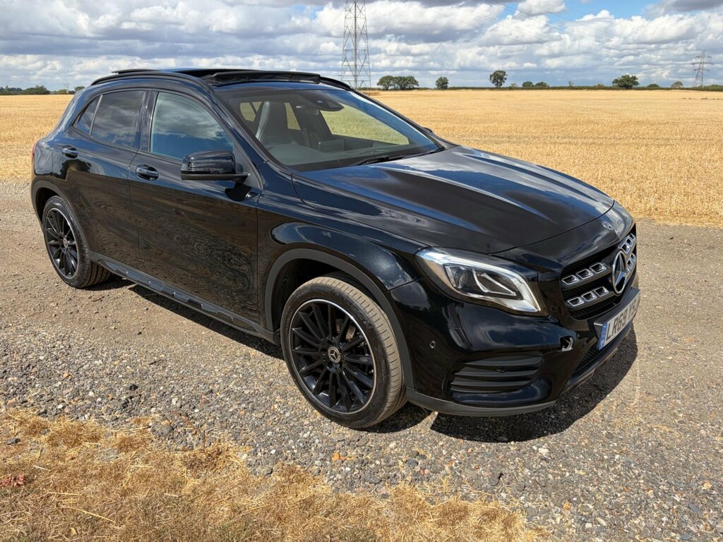 Mercedes-Benz GLA Class Gla180 Amg Line Edition White #8