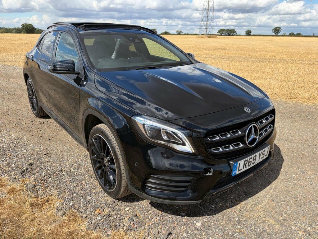Mercedes-Benz GLA Class Gla180 Amg Line Edition White #7