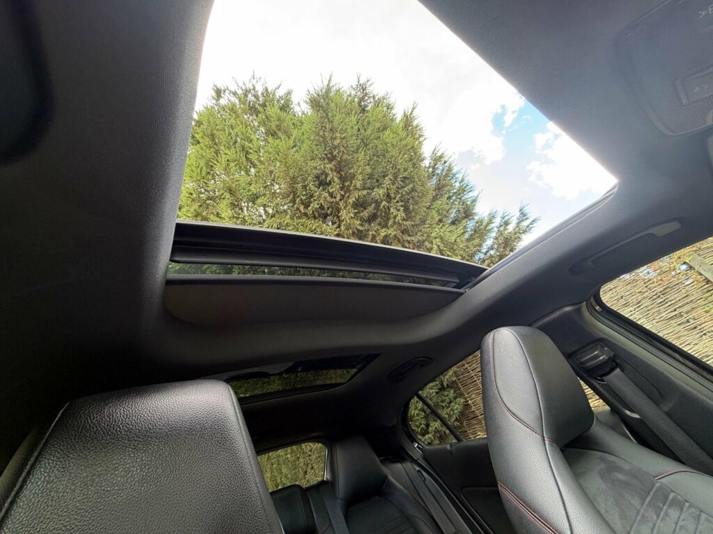 Mercedes-Benz GLA Class 1.6 Gla180 Amg Line Edition Plus Suv #2