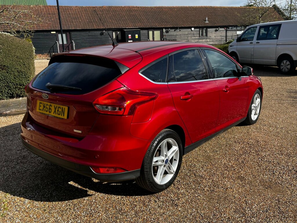 Ford Focus Hatchback 2.0T Ecoboost St-3 Euro 6 Ss 201 White #18