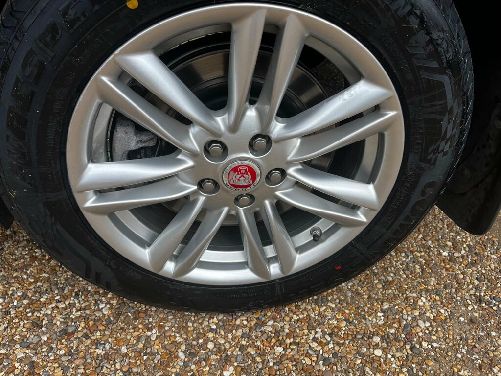 Jaguar XF 2.0 Prestige 161 Bhp Grey #52