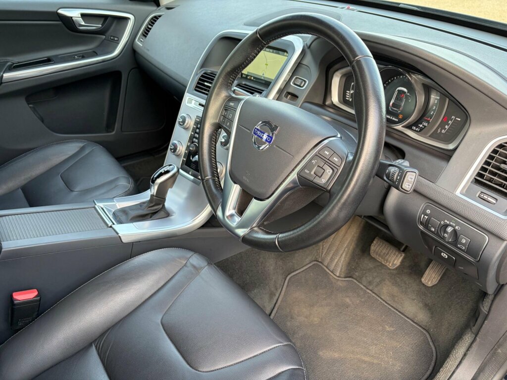 Volvo XC60 2.4 D5 Se Lux Nav Suv Awd Euro 6 Blue #2