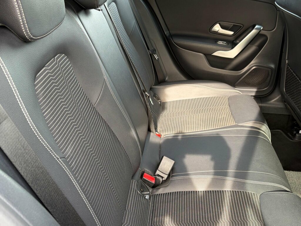 Mercedes-Benz A Class 1.3 A200 Sport Executive Hatchback 7G #6