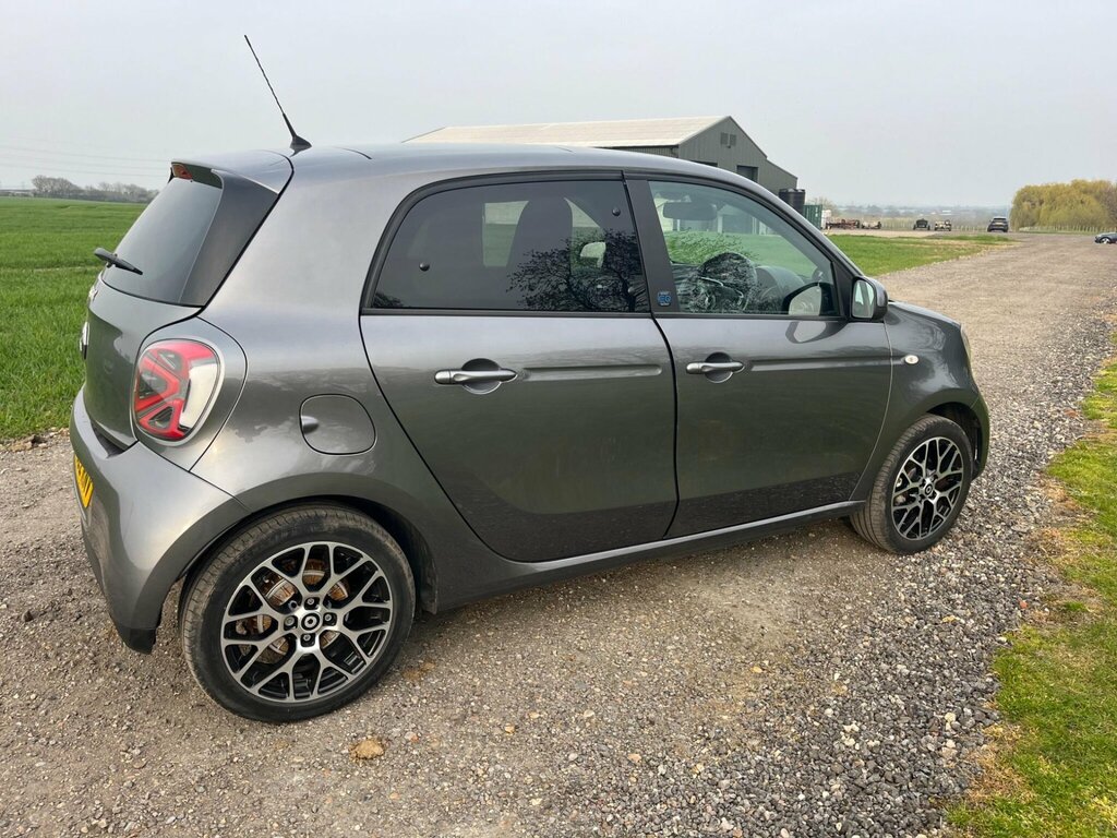 Smart Forfour Hatchback White #18