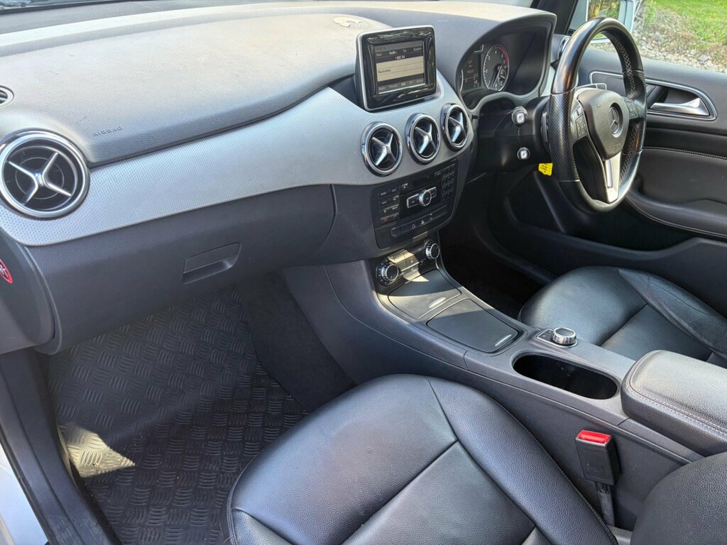 Mercedes-Benz B Class 1.8 B180 Cdi Blueefficiency Sport Mpv 7 Silver #4