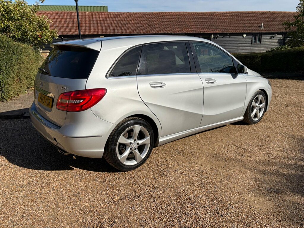 Mercedes-Benz B Class B180 Cdi Blueefficiency Sport U1184 Black #10