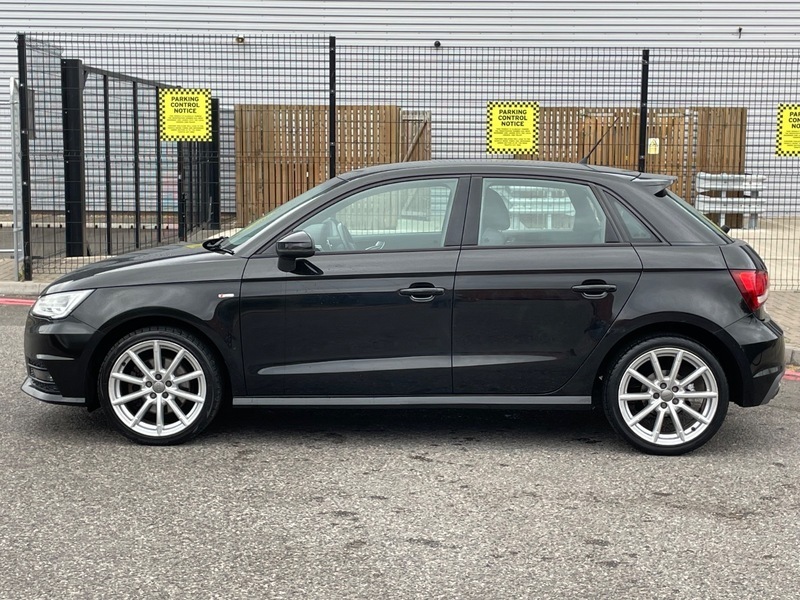 Audi A1 1.4 Tfsi S Line Black #4