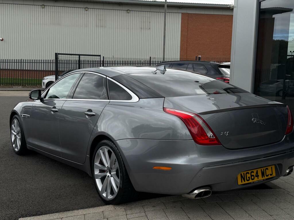 Jaguar XJ Xj Portfolio V6 D Black #17
